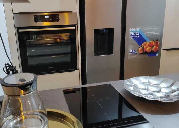 דירה Beautiful With Parking, Brilliant Location *